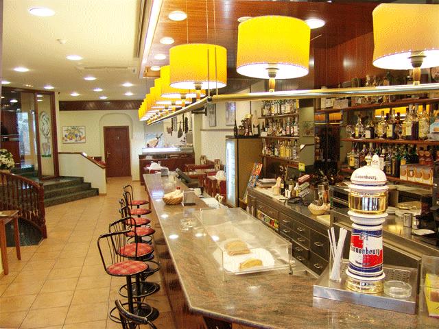 Hotel Cervol Andorra la Vella Restaurant photo