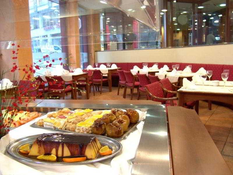 Hotel Cervol Andorra la Vella Restaurant photo